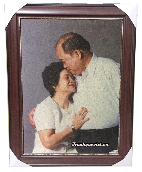 Kỷ niệm 30 năm ng&agrave;y cưới được l&agrave;m từ tranh gạo m&agrave;u