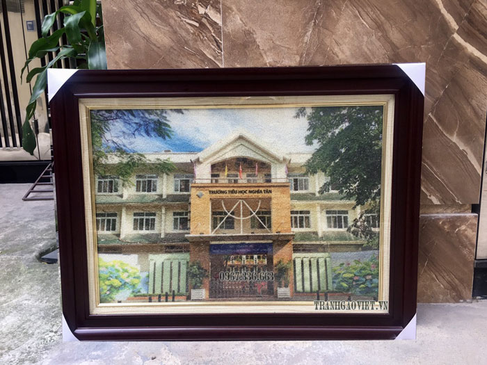 Quà tặng nhà trường - tranh gạo trường tiểu học Nghĩa Tân