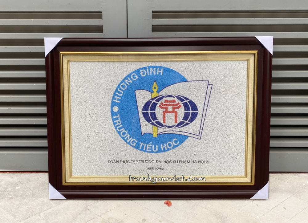 Tranh tặng trường Tiểu học Hương Đình của đoàn thực tập trường Sư Phạm HN II